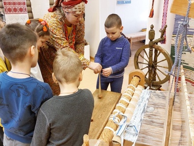 Экскурсии в школу мастерскую народных промыслов
