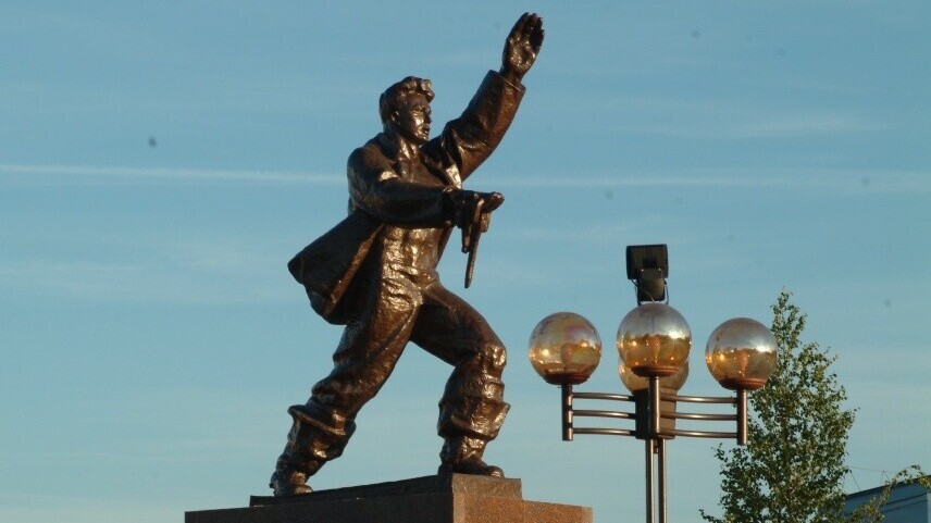 Здесь мы живём, учимся, взрослеем