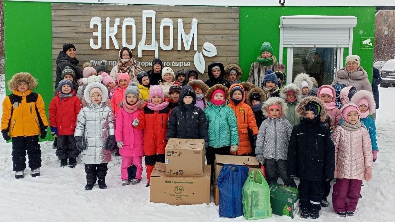 Активисты Движения Первых участвуют в сдаче макулатуры! 📦♻️